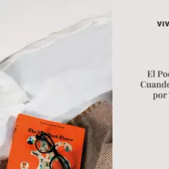 Suavidad y elegancia en blanco. El lino, protagonista de un espacio acogedor, junto a un libro y gafas.