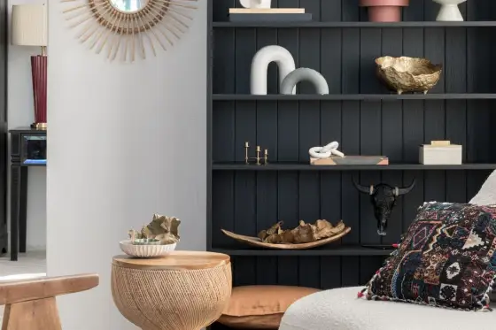 Cómo mezclar muebles de distintos colores en el salón